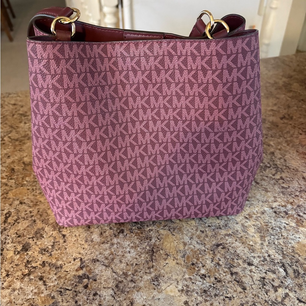 MICHAEL KORS Pink Logo Stripe Tote Bag - Picture 2 of 3